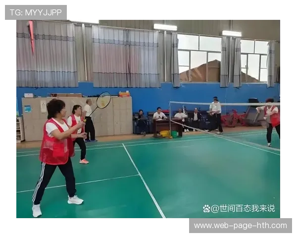 羽毛球场上的速度与美学：动作细节被放大