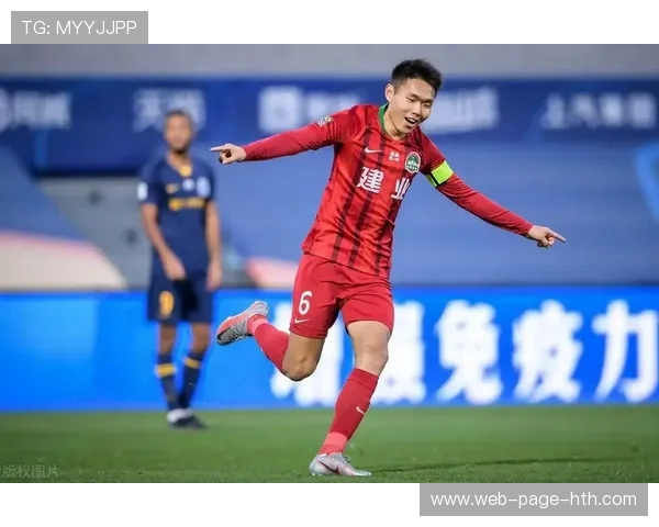 河南队王上源关键传球：点燃全队进攻节奏的瞬间