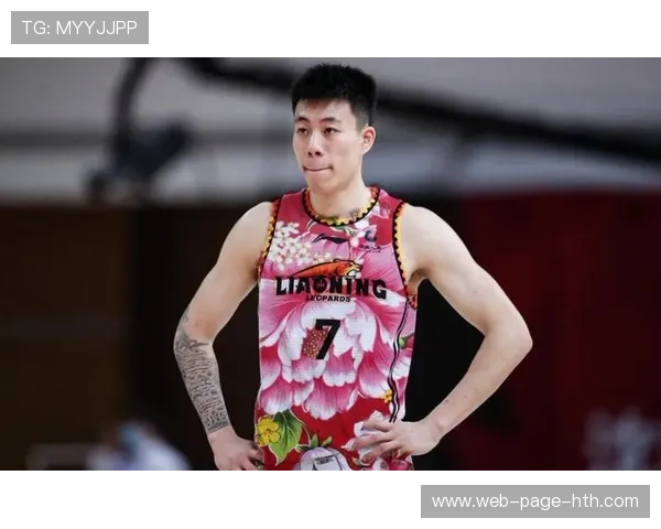 张镇麟凌晨健身房刷屏，全身肌肉炸裂