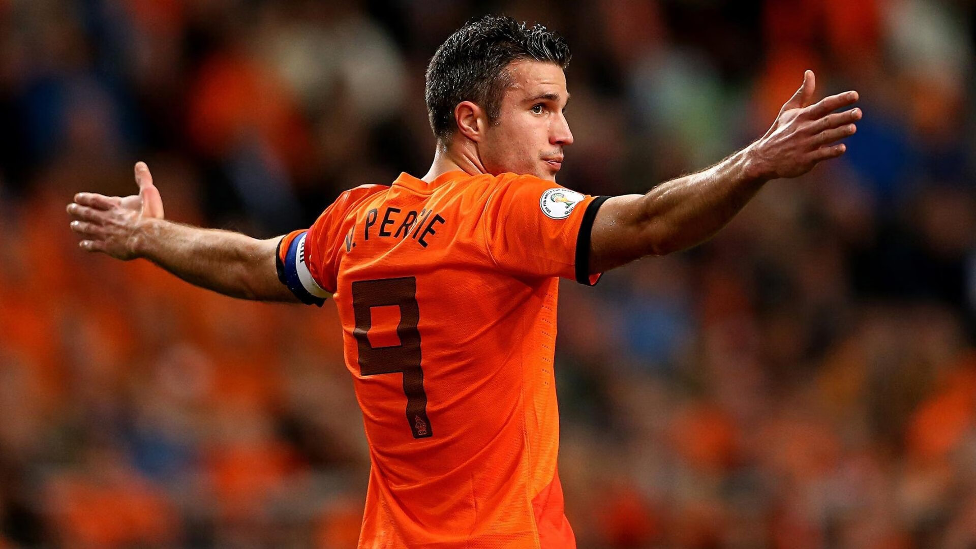 世界杯“最热闹的一条街”：球迷酒吧街每天狂欢到凌晨